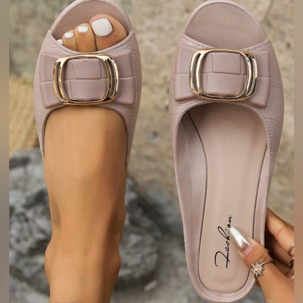 Crocodile Embossed Bow Decor Slides Women's Sandals